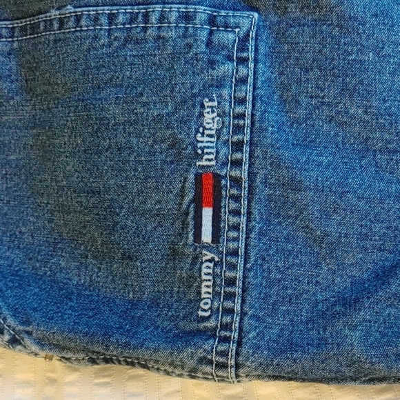 🌻Tommy Hilfiger Vintage Buckle Back Jean Shorts - Picture 8 of 10